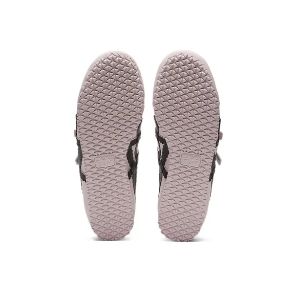 MEXICO 66 TGRS in CRYSTAL PINK/GRAPHITE GREY